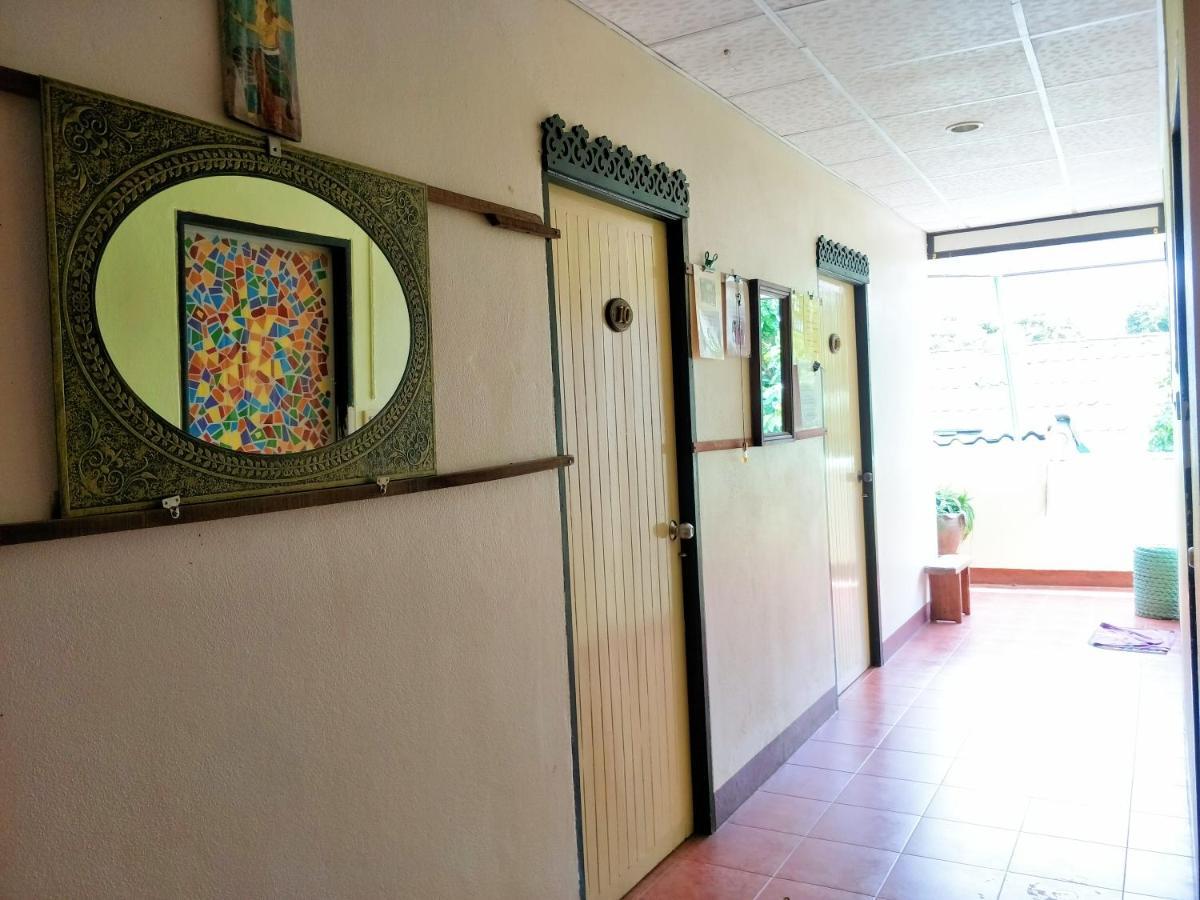 Baan Jaidee Guesthouse Трат Экстерьер фото
